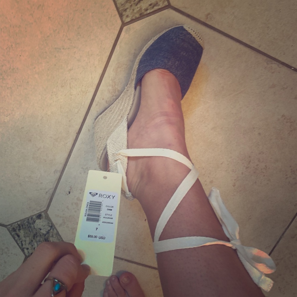 Roxy heels
